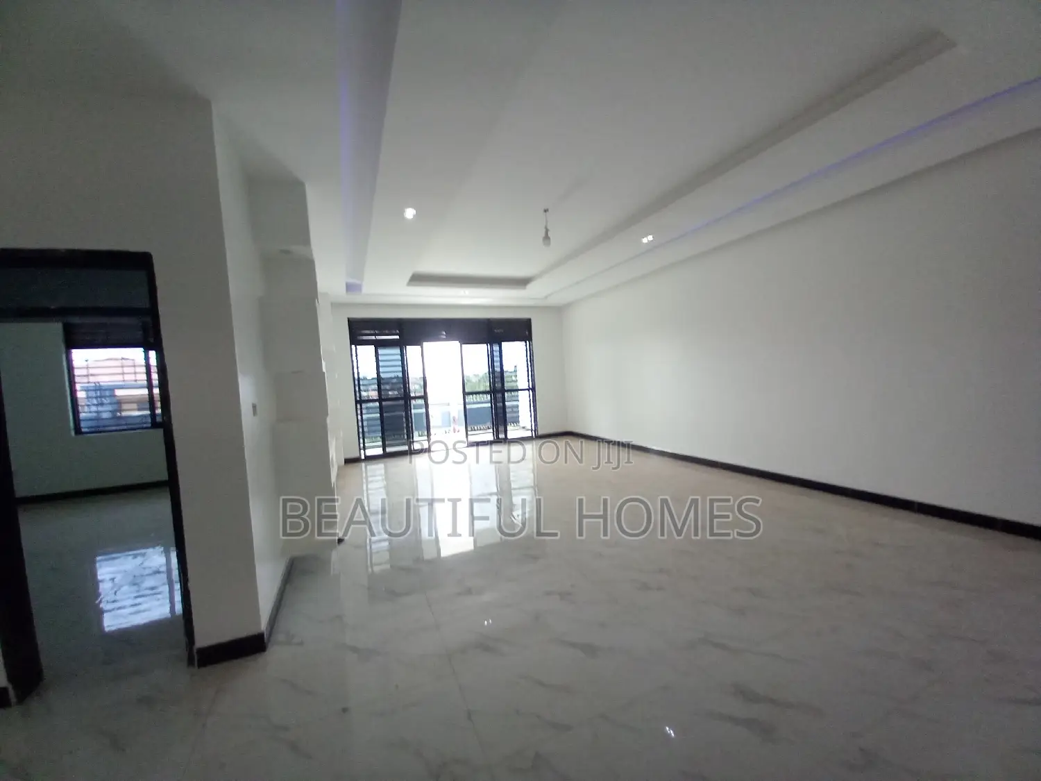 Furnished 6bdrm House in Buwate, Kira for sale
