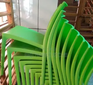 Plastic Chairs Plastic Chairs