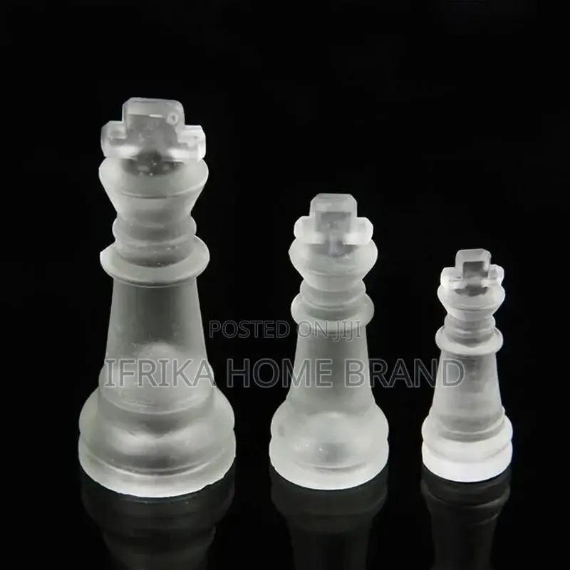 Solid Glass Chess With Checker Board, Matte and Clear Glass