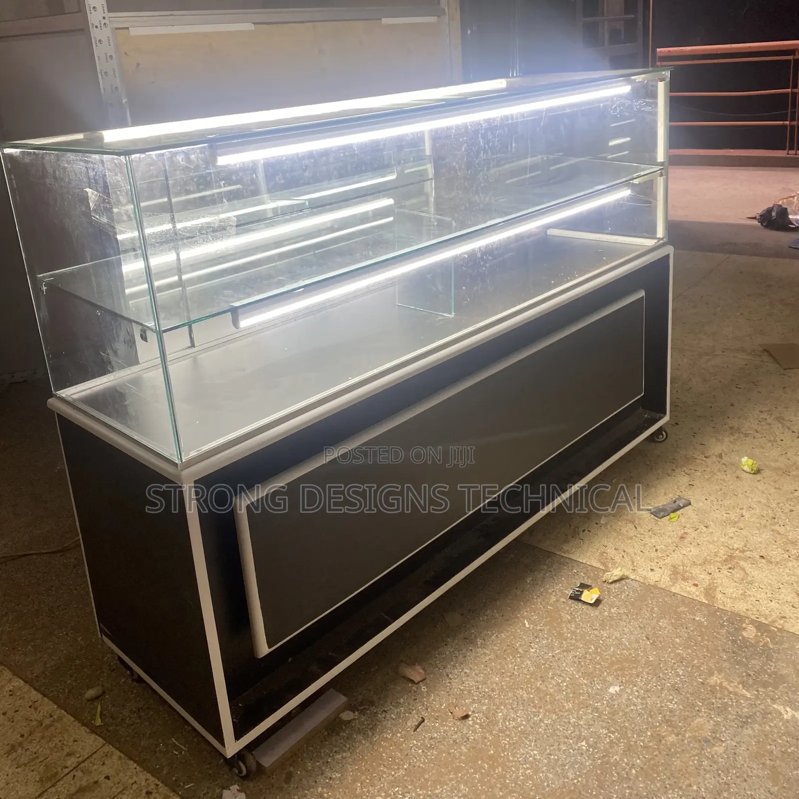 5 Ft Display Glass Counter. Salons/ Boutiques Pharmacy