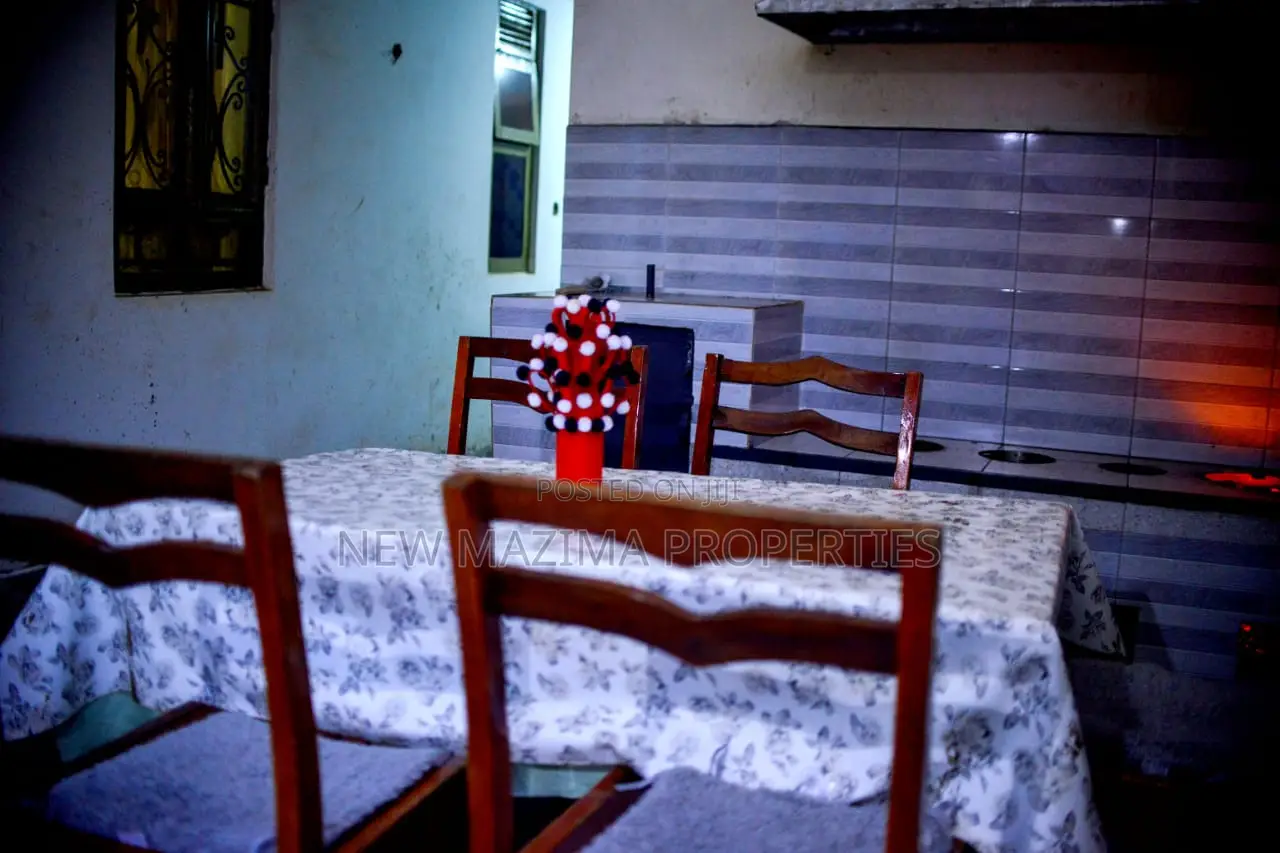 Furnished 4bdrm House in Seguku Heights, Division A for rent