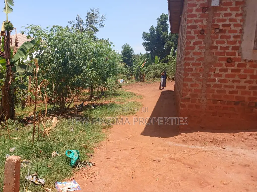 Affordable Plot on Quicksale in Munyonyo With Lake View