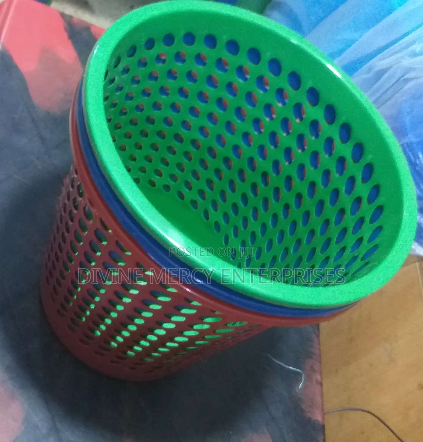 Open Dustbin