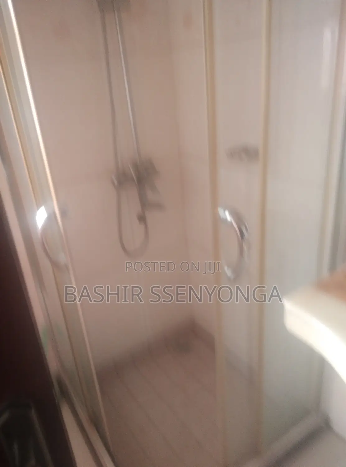 3bdrm Apartment in Makindye for rent