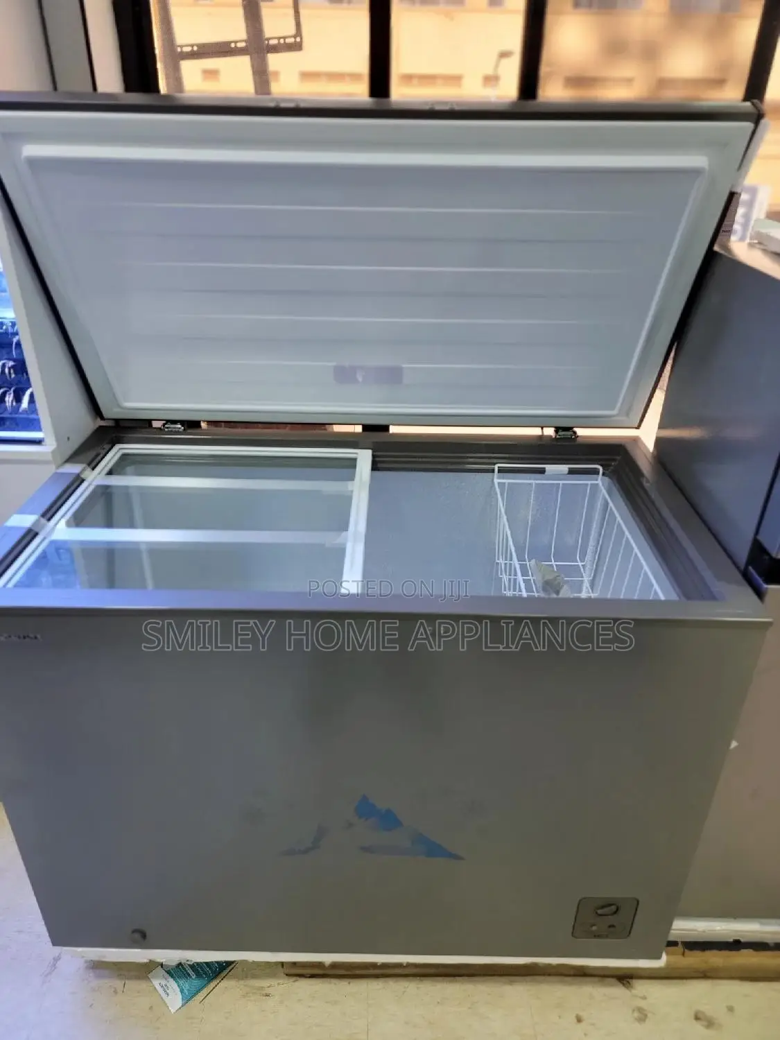 Hisense 400ltrs Chest Freezer