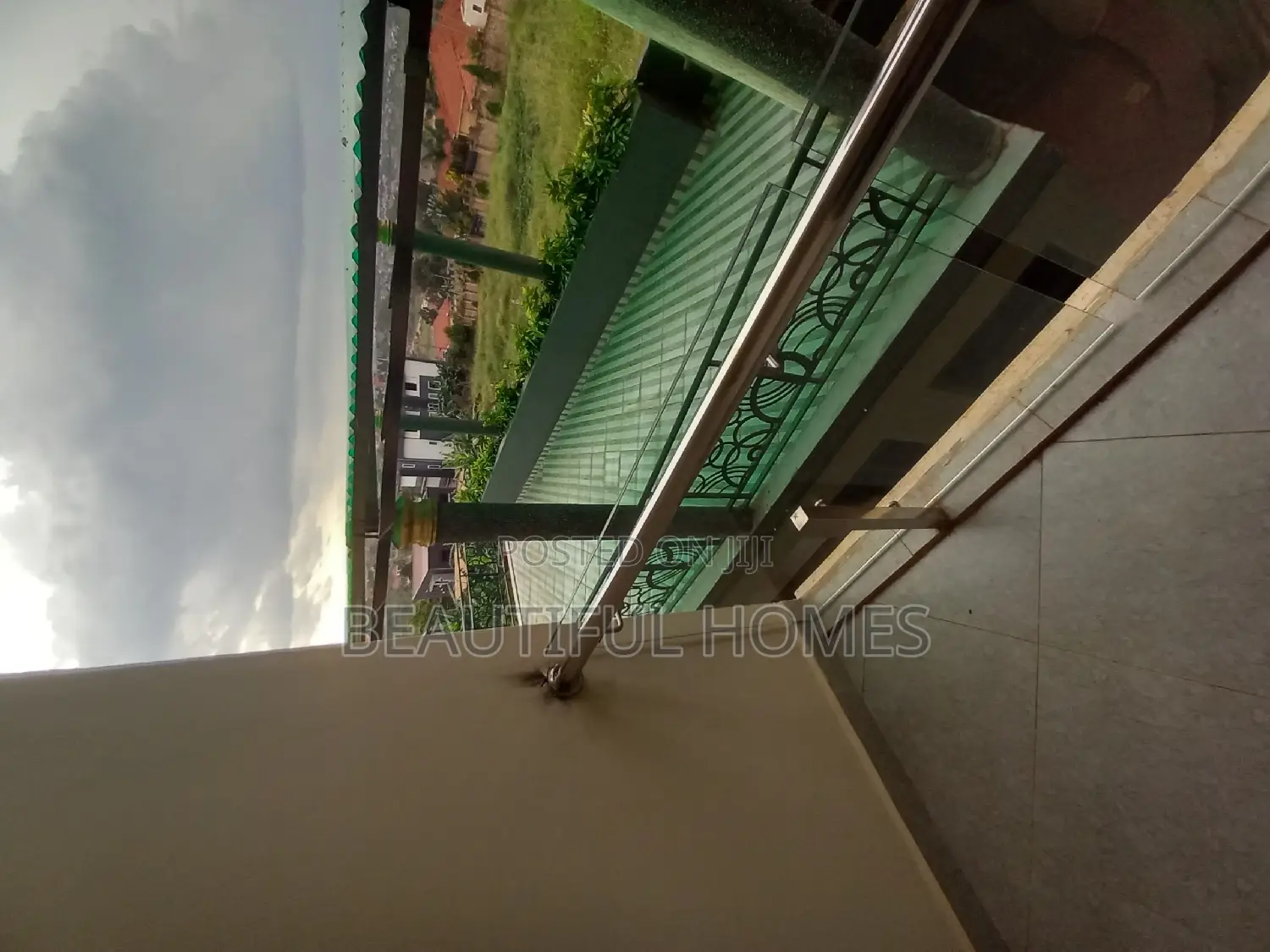 Furnished 6bdrm Duplex in Kira Gorgeous for sale
