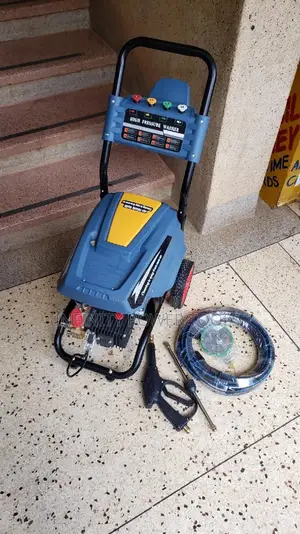 High Pressure Washer ( Cleaning)