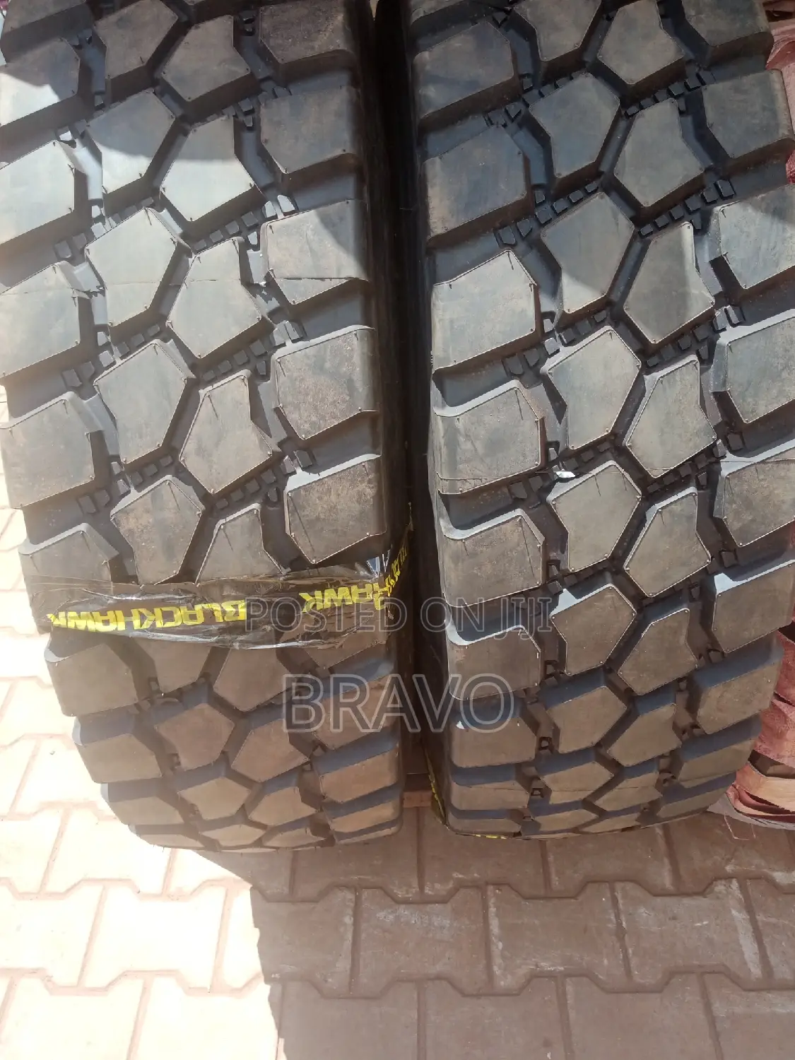 1400-24 Truck Tyres With (20)Ply.