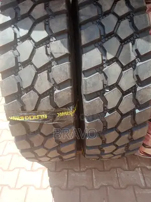 1400-24 Truck Tyres With (20)Ply.