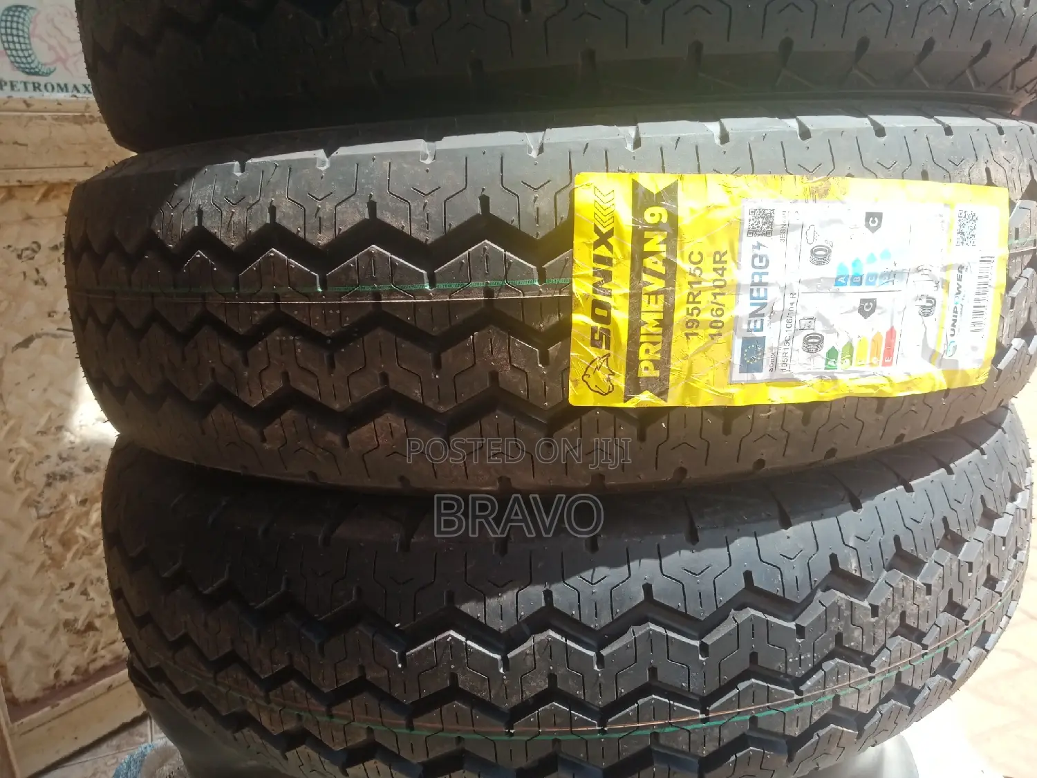 195R15 Sonixx Tyres for Tax, Drone, Noah, Wish