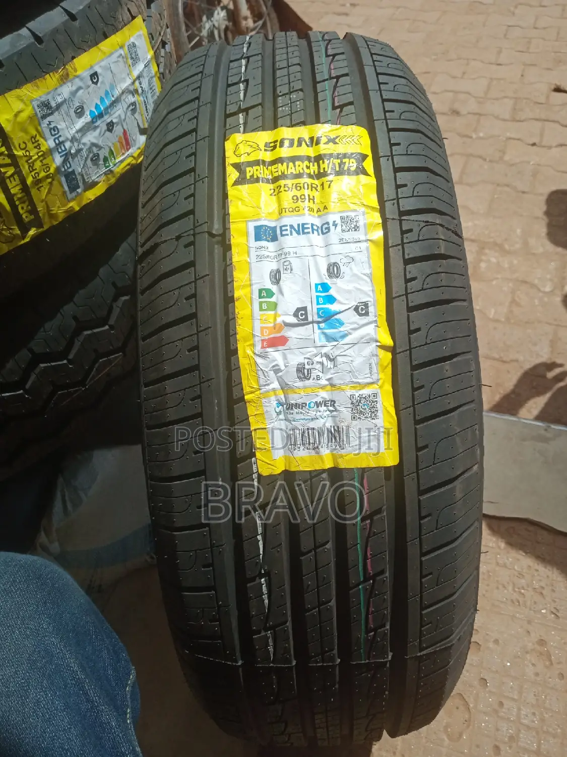 225/60r17 Sonix for Harrier.