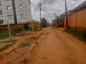 43decimals for Sale in Kyanja