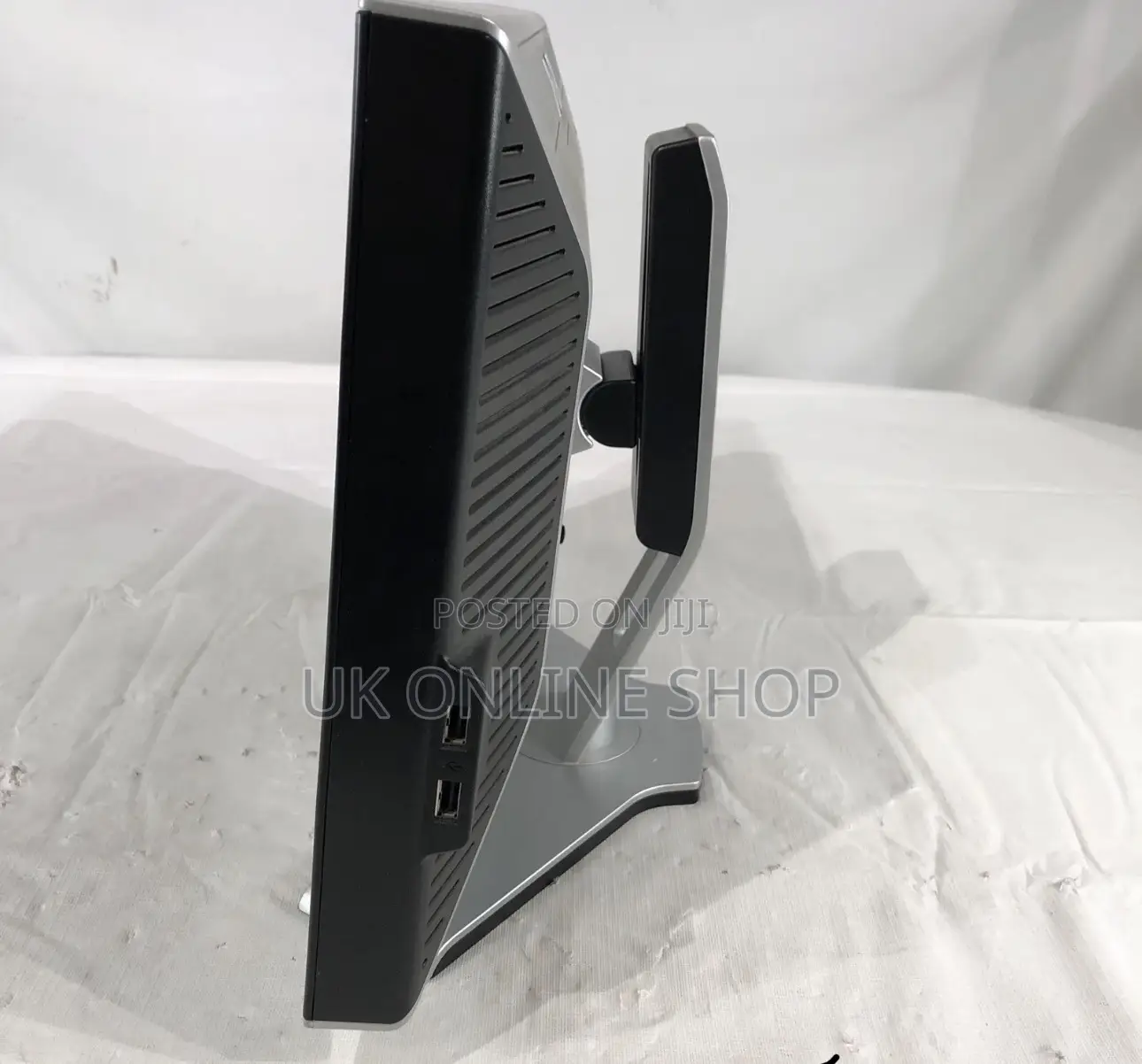 Dell 2007WFPB 20.1" 1680 X 1050 60hz LCD Monitor DVI-D