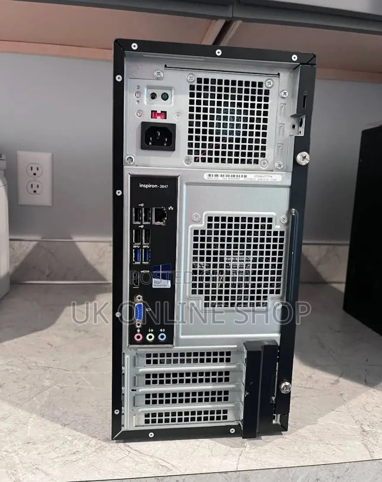 Desktop Computer Dell Inspiron 3000 4GB Intel Core I7 HDD 500GB