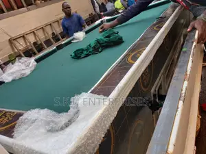 Brand New Pooll Tables