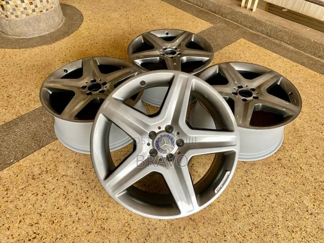 Rims Size (20) for Benz ML Formatic.