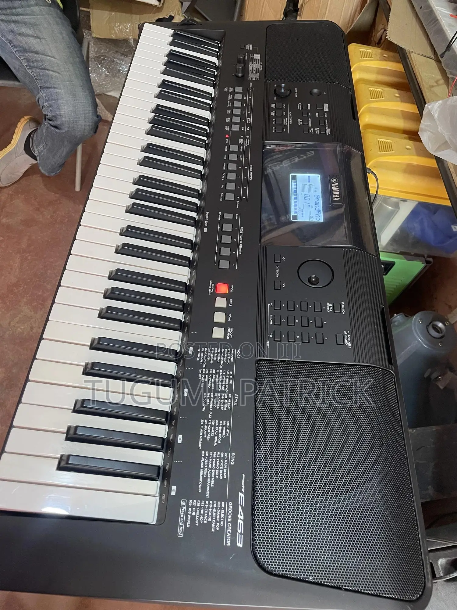 Yamaha Keyboard PSR E463
