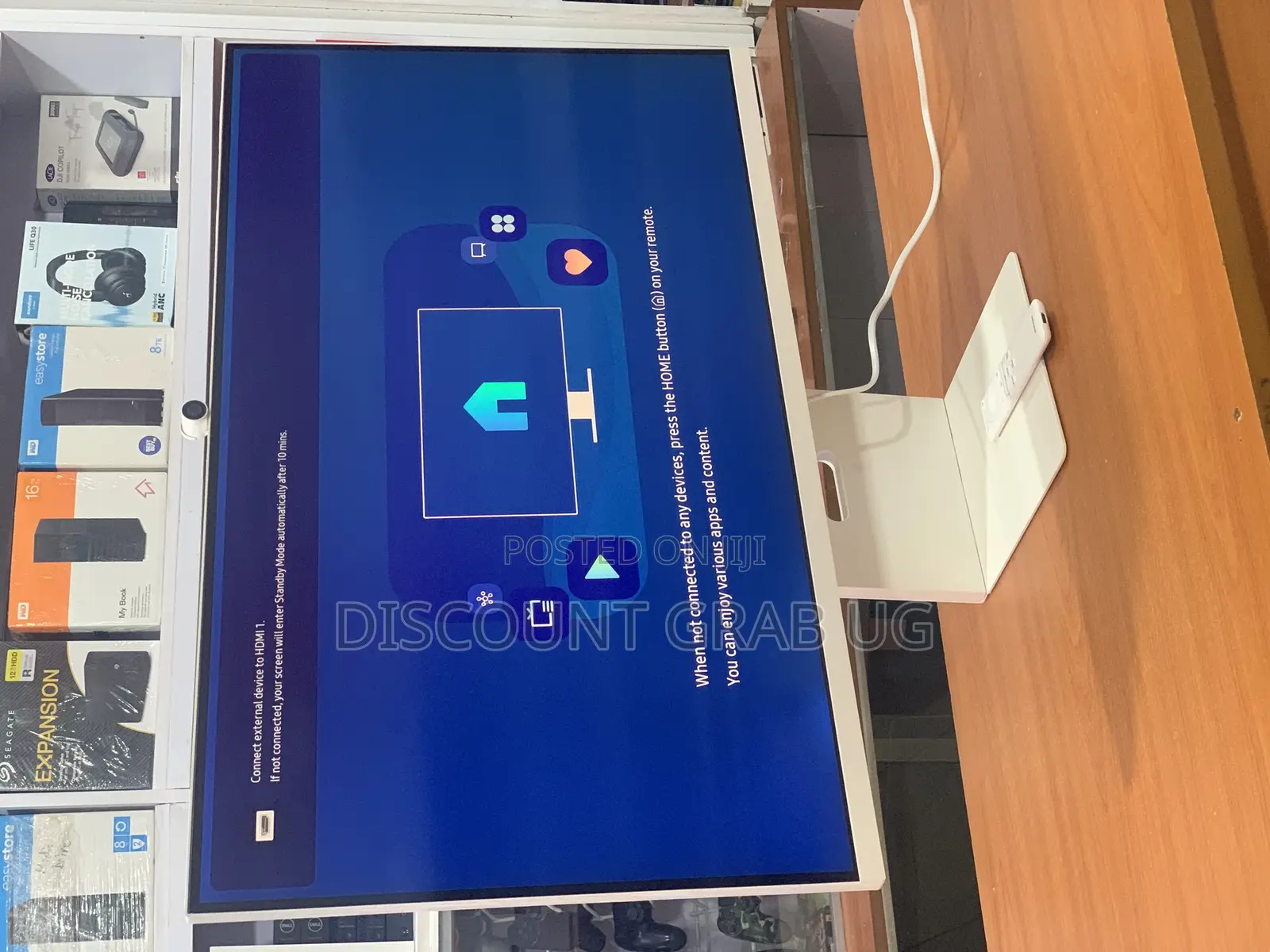 Samsung M8 32” Smart Monitor