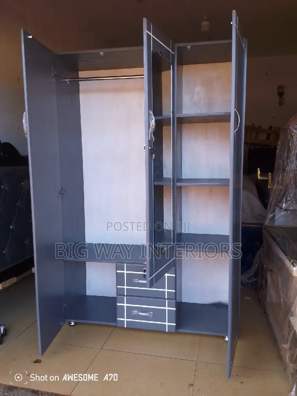 Dark Gray Wardrobe 4*6ft