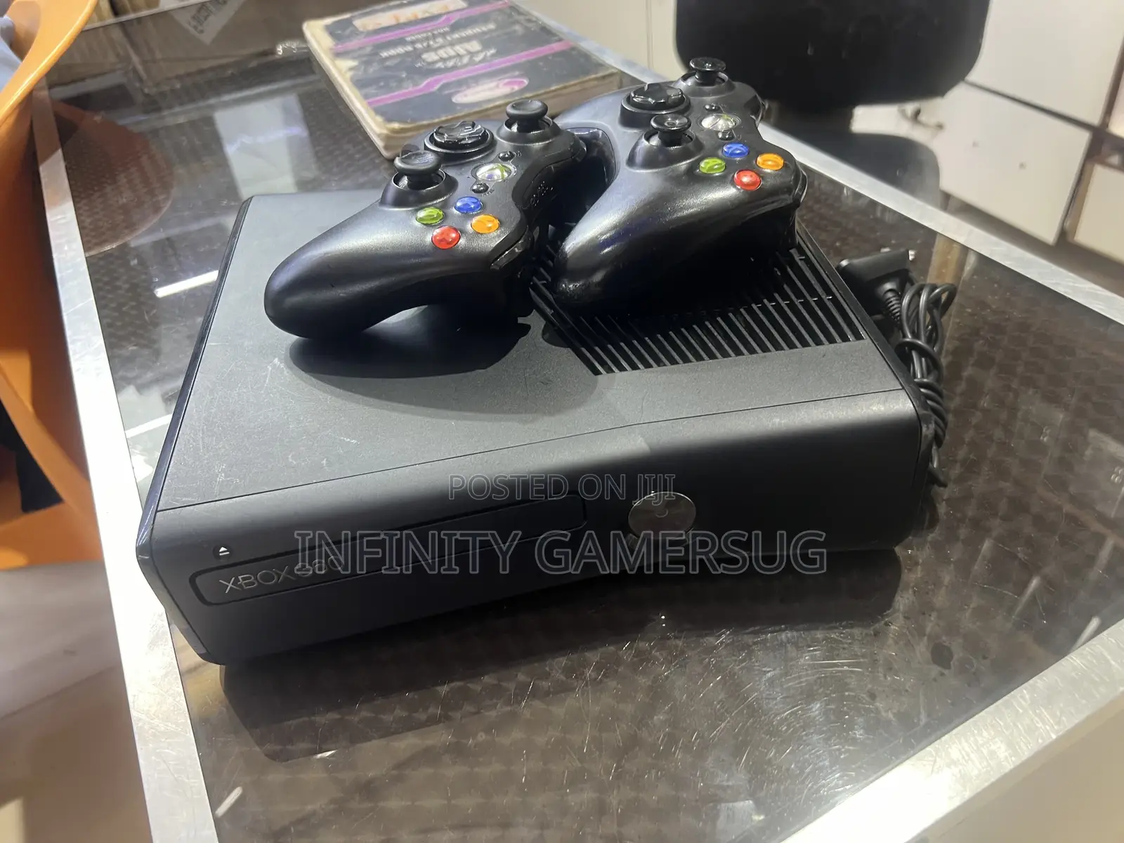 Chipped Xbox 360 Slim