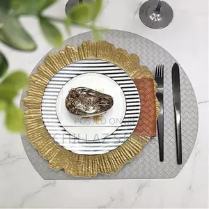 Lightbox
12 Pieces of Reef Gold Charger Plates, Set