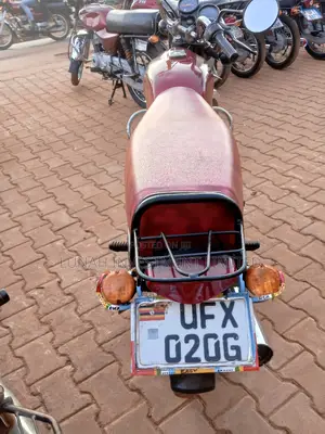 Bajaj Boxer 2024 Red