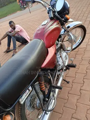 Bajaj Boxer 2023 Red