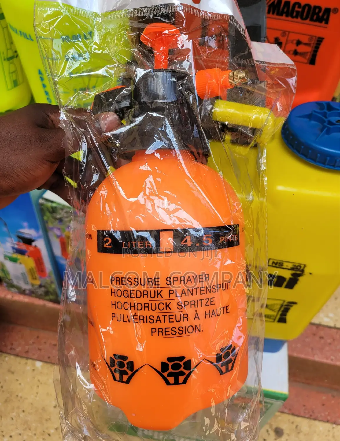 2 Litres Hand Pressure Sprayer