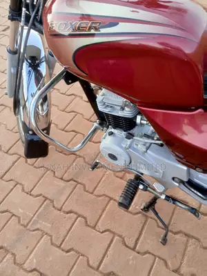 Bajaj Boxer 100 2024 Red