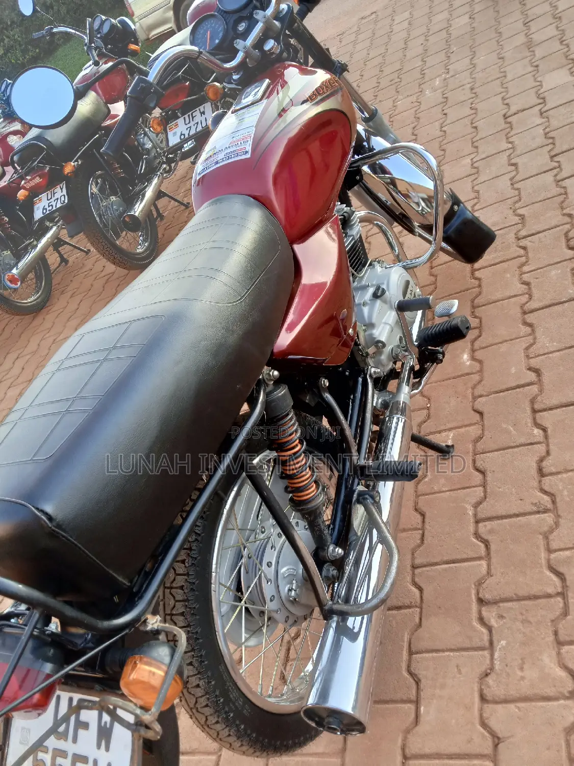 Bajaj Boxer 2023 Red