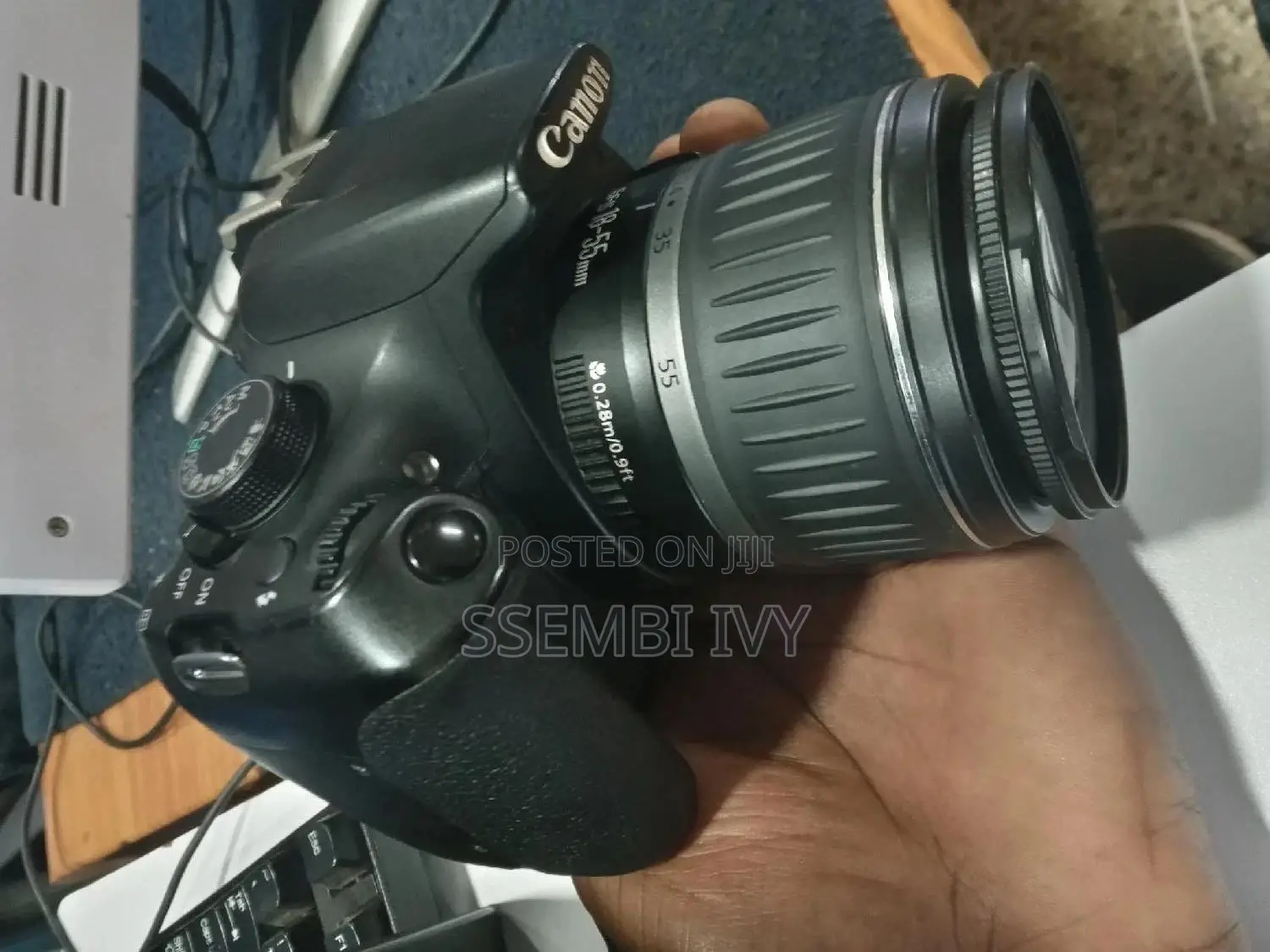 Canon: Eos: Rebel T5.