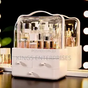 Make Up Organizer