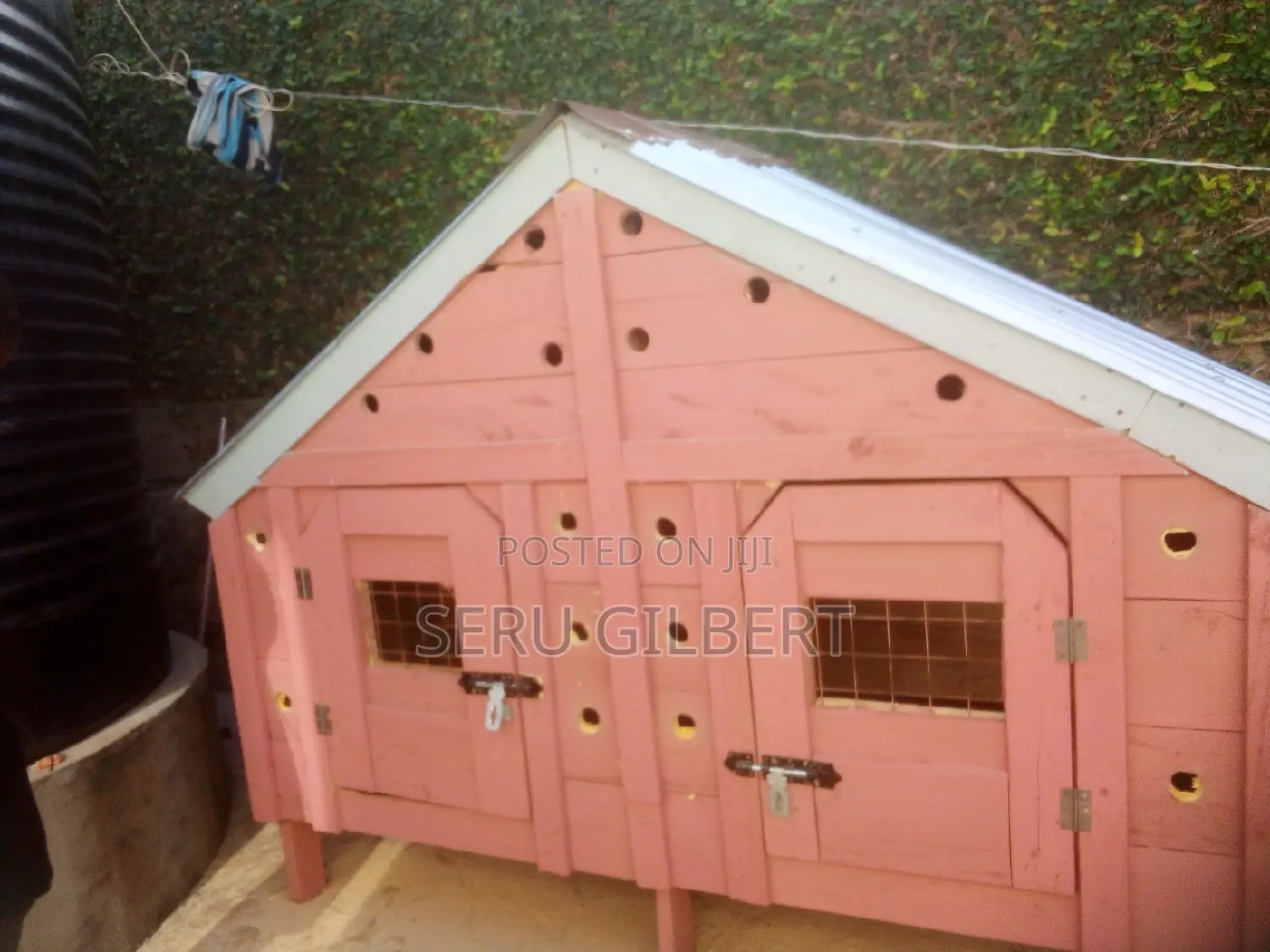 HFDD Nice Dog House Available