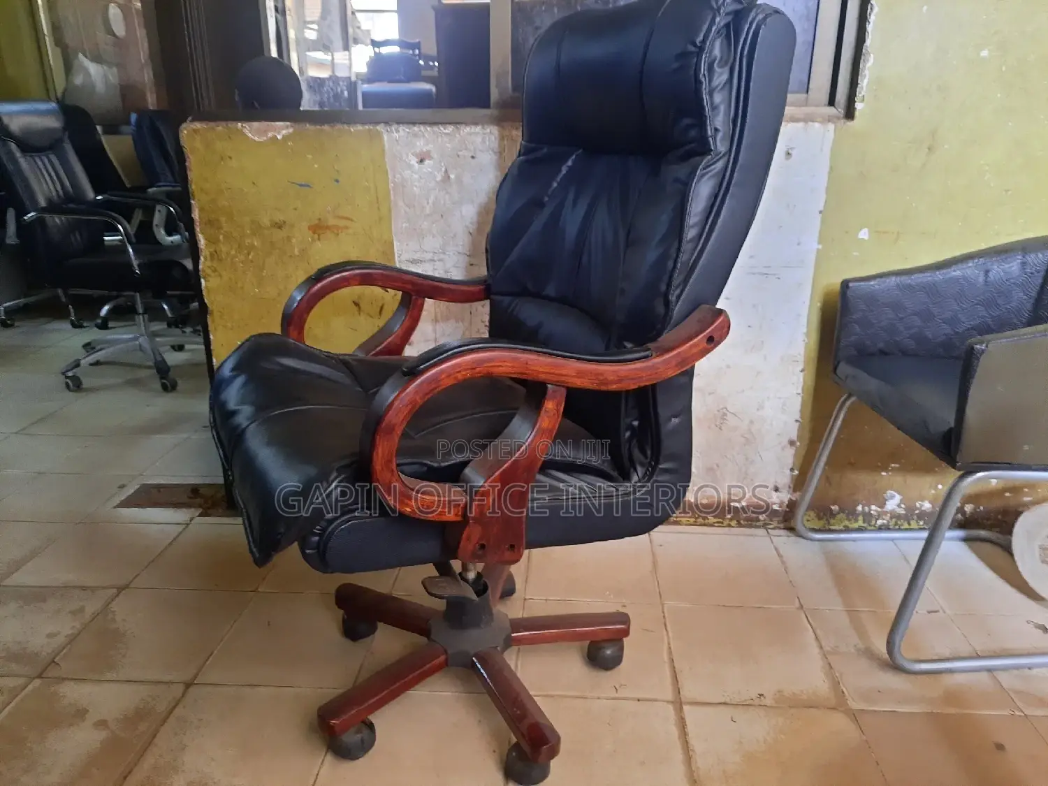 Executive Office Chair