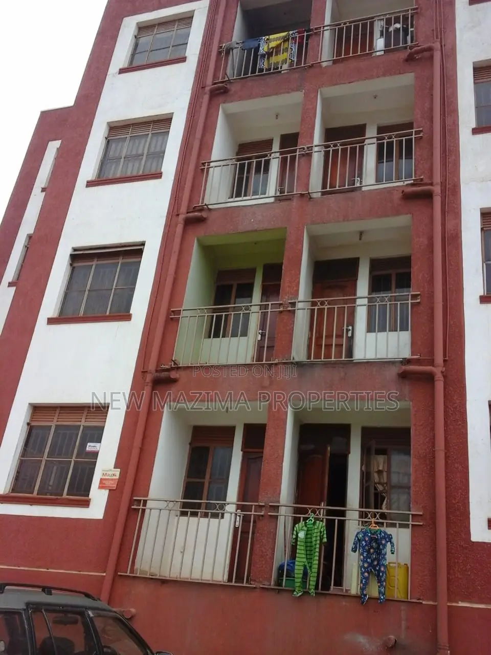 3bdrm Condo in Seguku Heights, Division A for sale