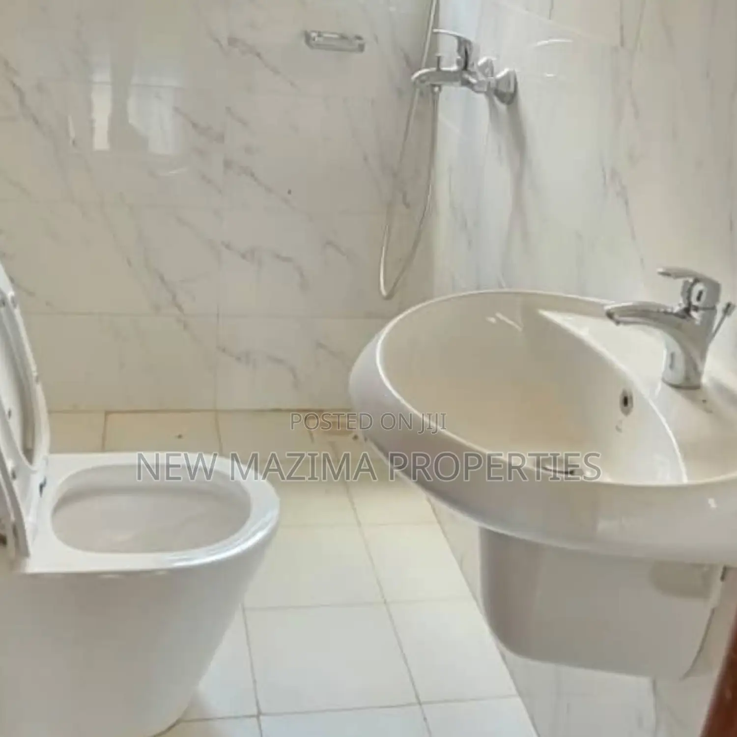 3bdrm Condo in Seguku Heights, Division A for sale