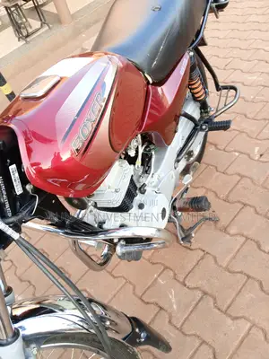 Bajaj Boxer 2023 Red