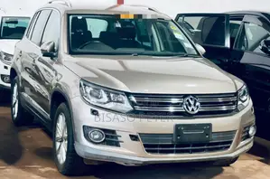 Volkswagen Tiguan 2014 Gold