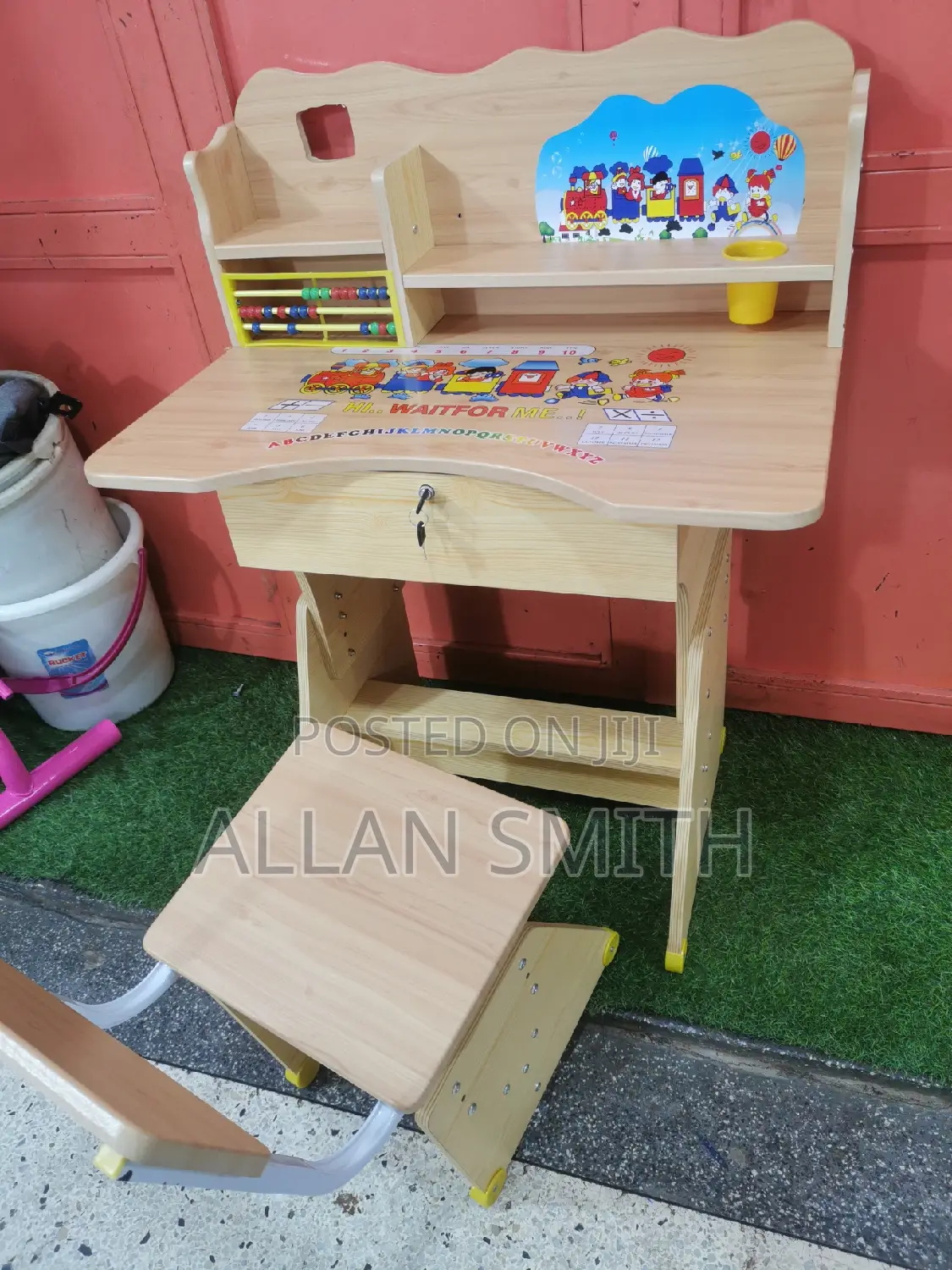 Kids Reading Table