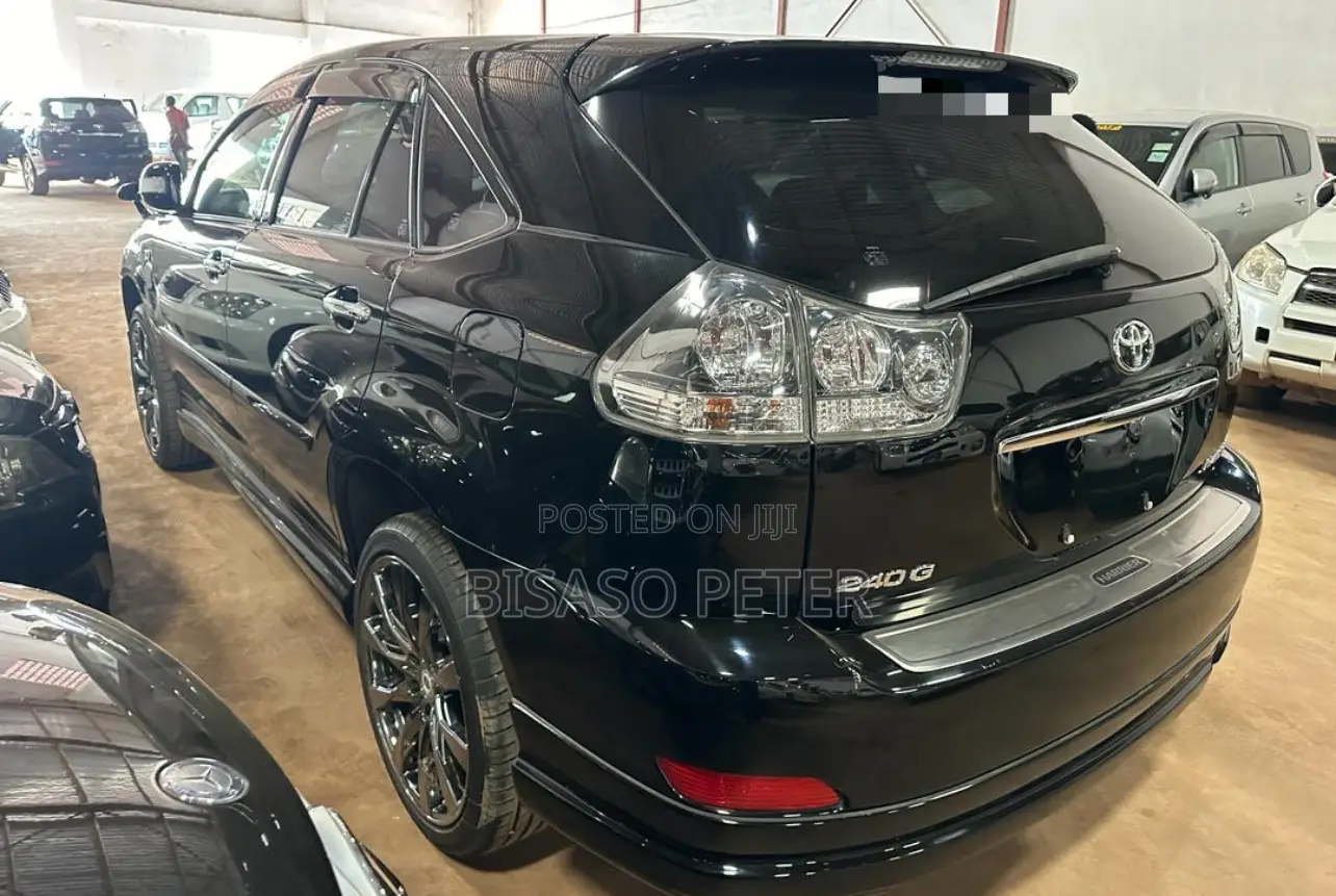 Toyota Harrier 2.4 2009 Black