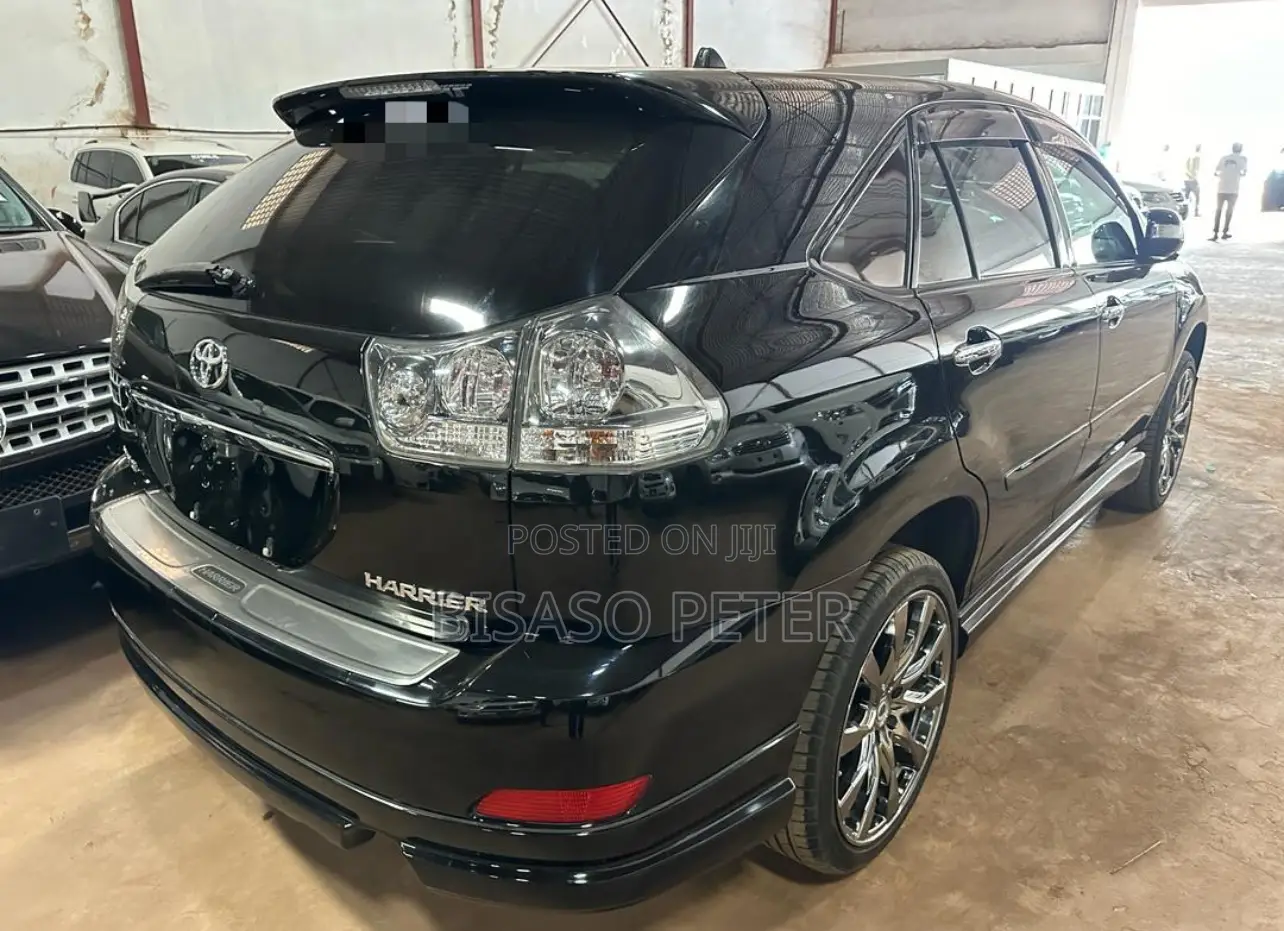 Toyota Harrier 2.4 2009 Black