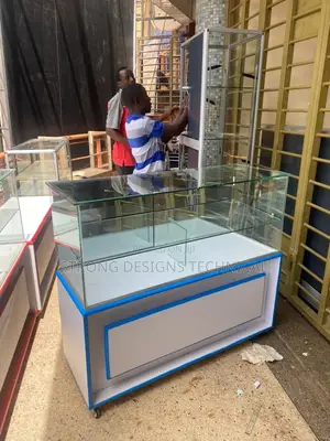 4ft Display Counter Showcase. Pharmacy/Salon/Boutique