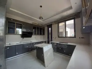 Furnished 6bdrm Mansion in Kyanja Rich, Nakawa for sale