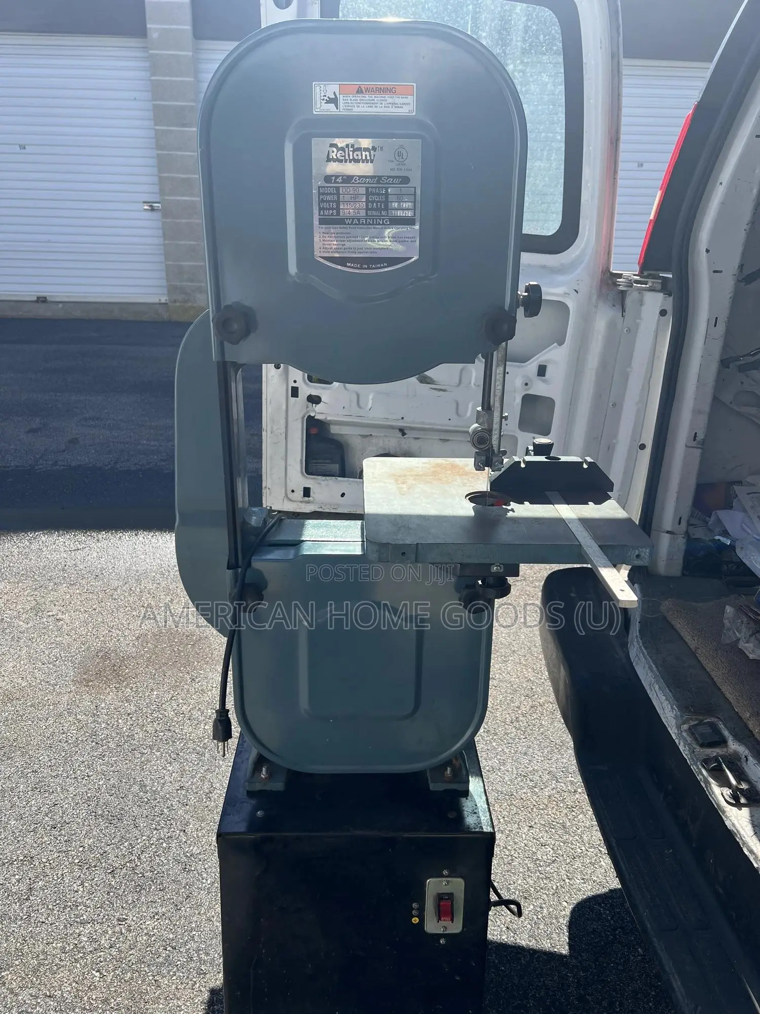 Reliant 14 Inch Commercial Grade Band Saw, 1HP, 1ph, 240V.