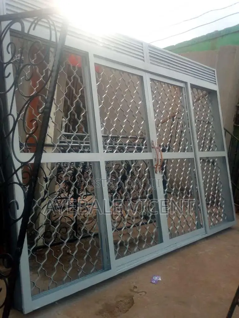 Sliding Doors