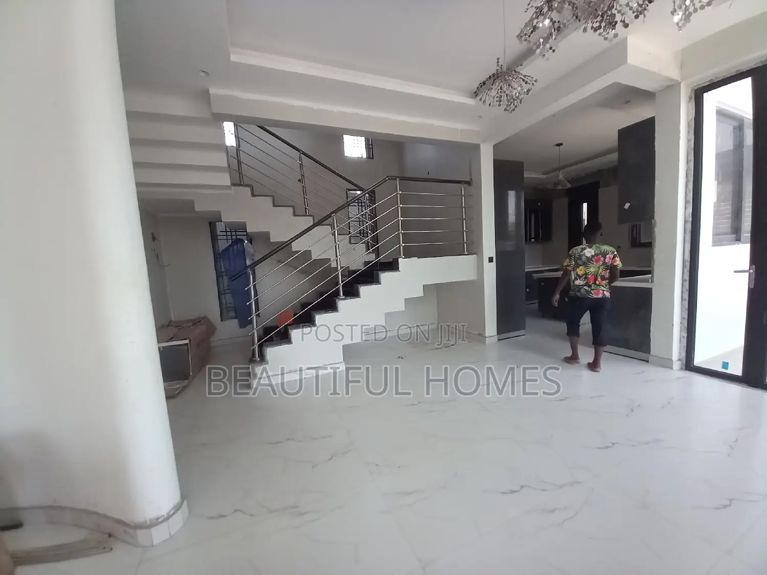 Furnished 6bdrm Duplex in Kya, Nakawa for sale