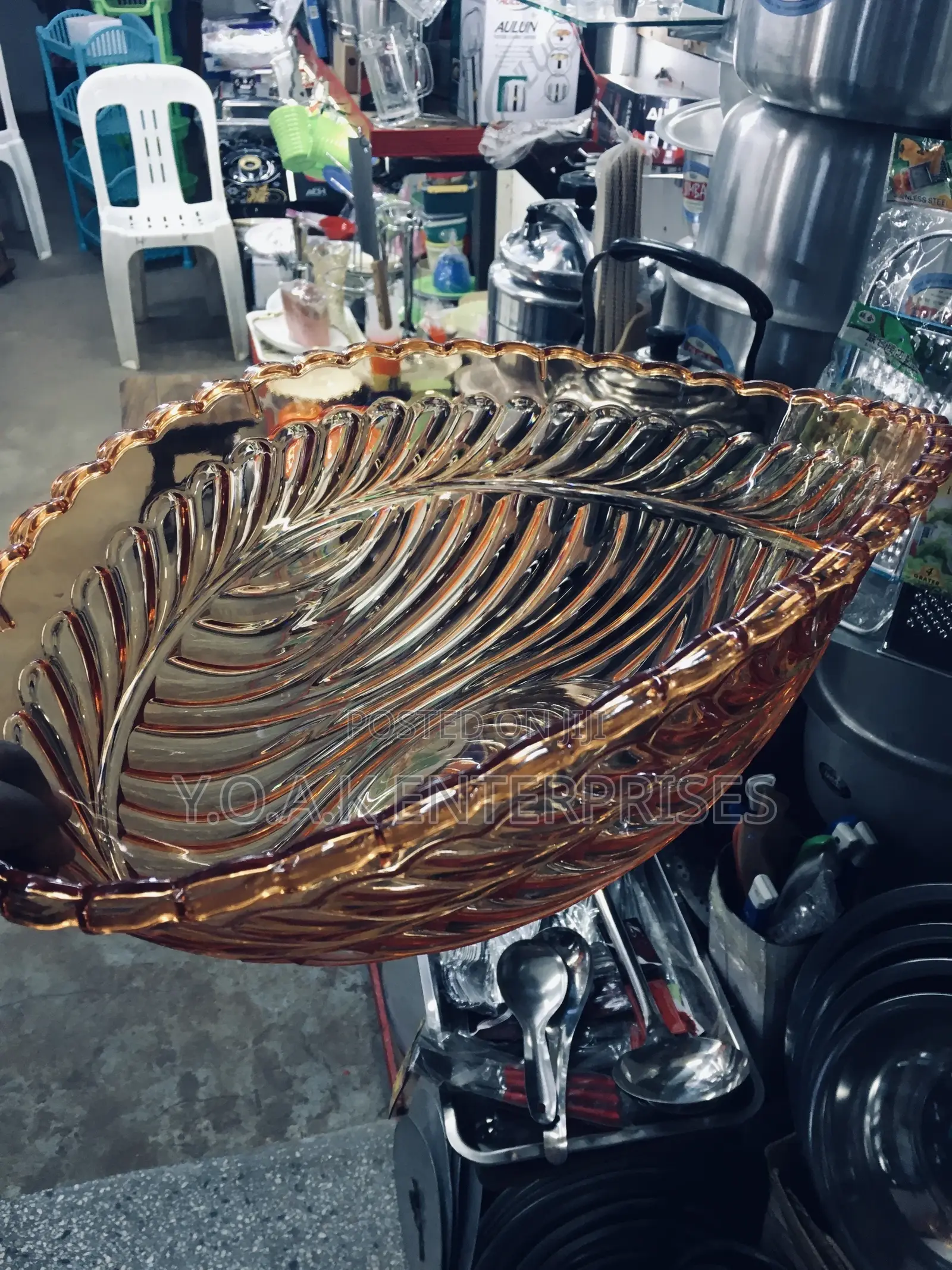 Salad Bowls Gold