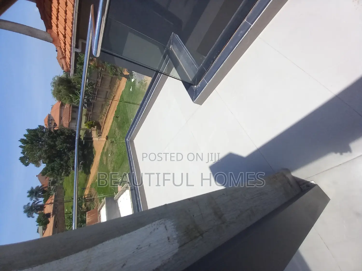 Furnished 6bdrm Duplex in Kyanja Central for sale
