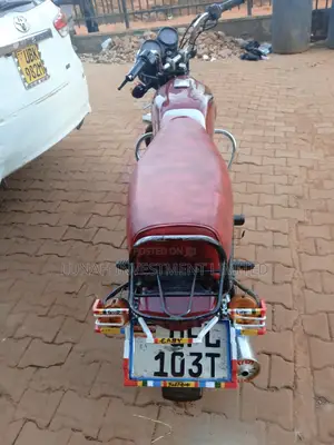 Bajaj Boxer 2023 Red