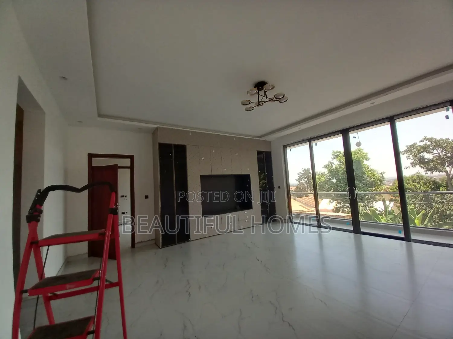 Furnished 6bdrm House in Kyanja Rich, Central Division for sale